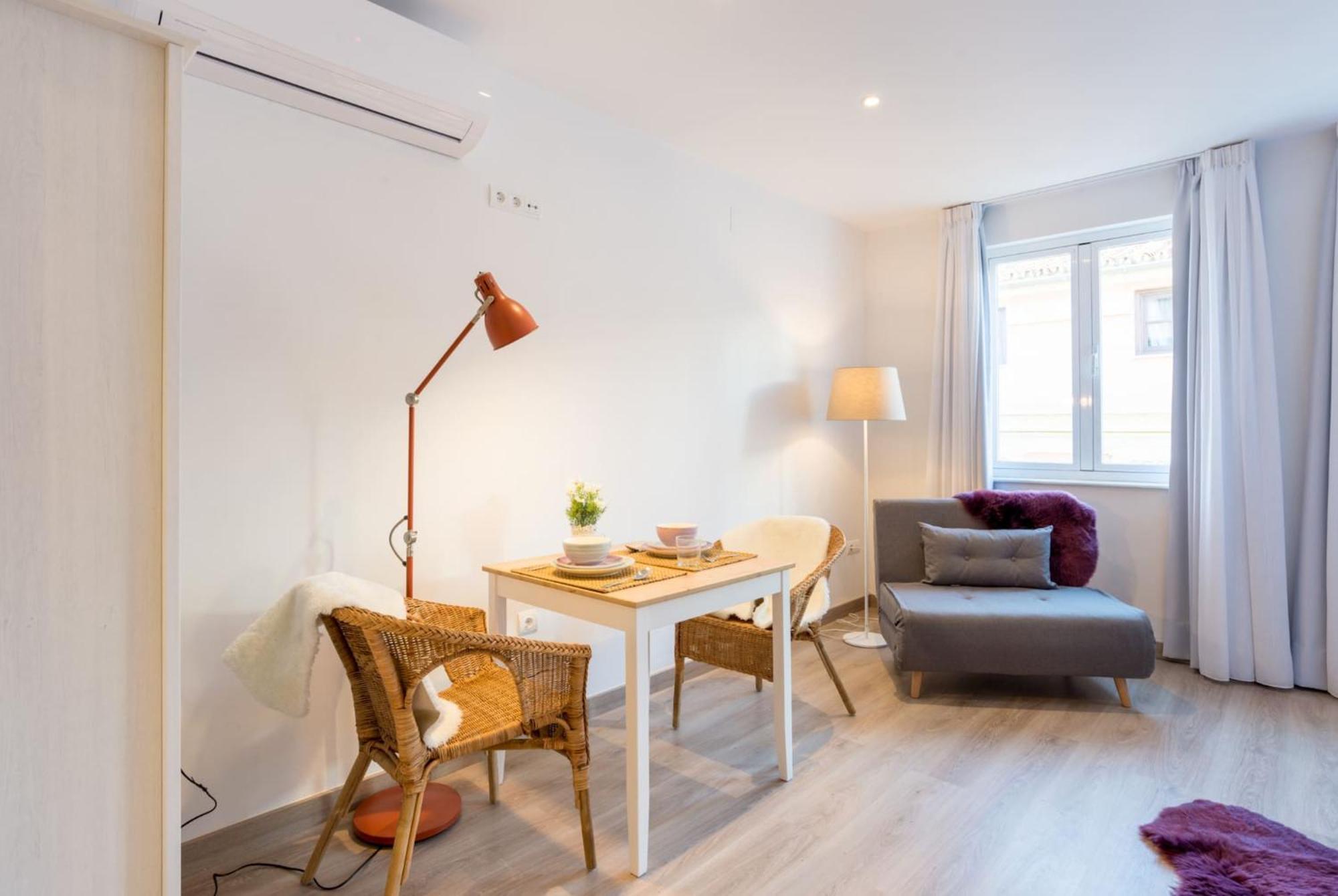Sharingco Atarazanas Premium Apartment Malaga Luaran gambar