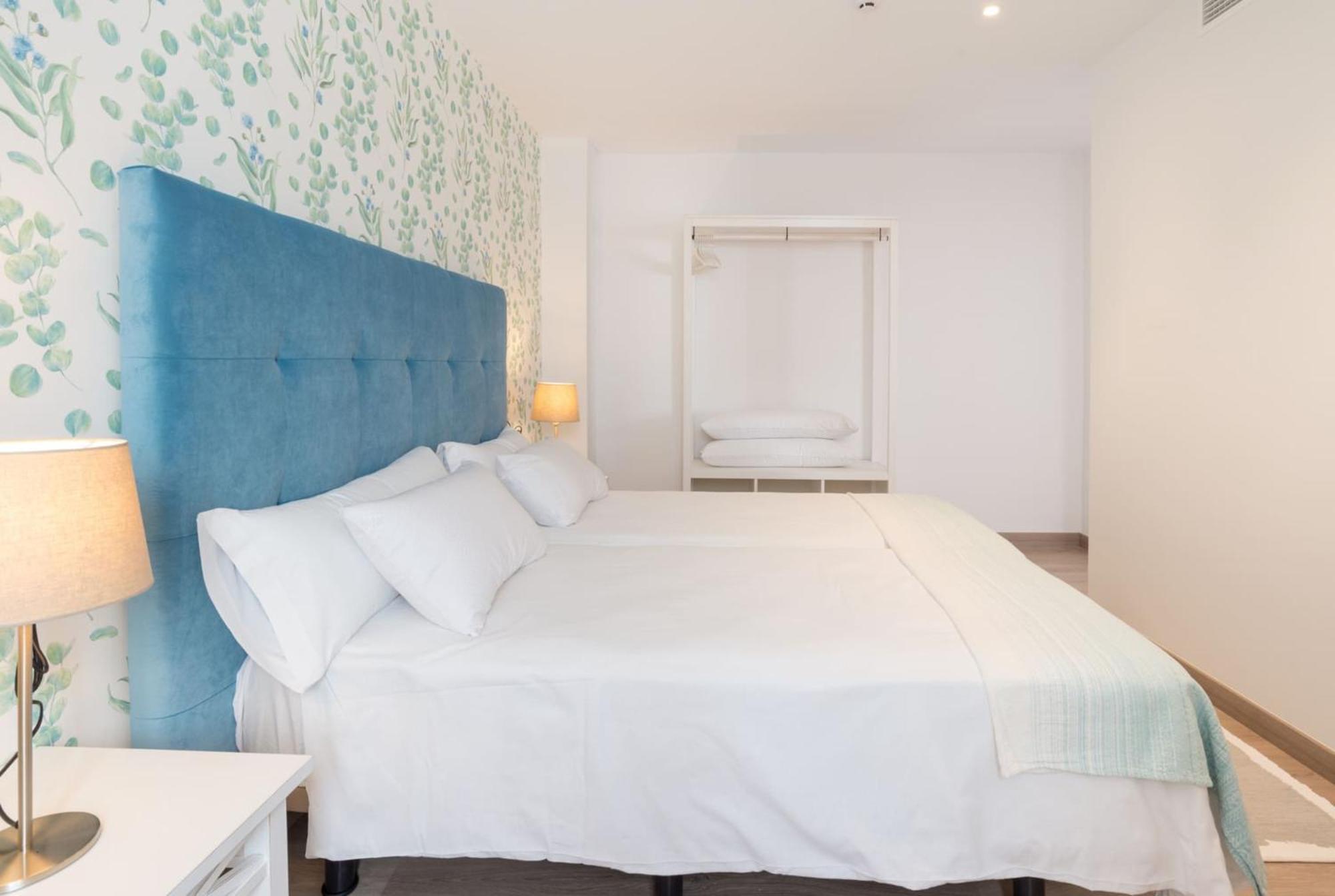 Sharingco Atarazanas Premium Apartment Malaga Luaran gambar