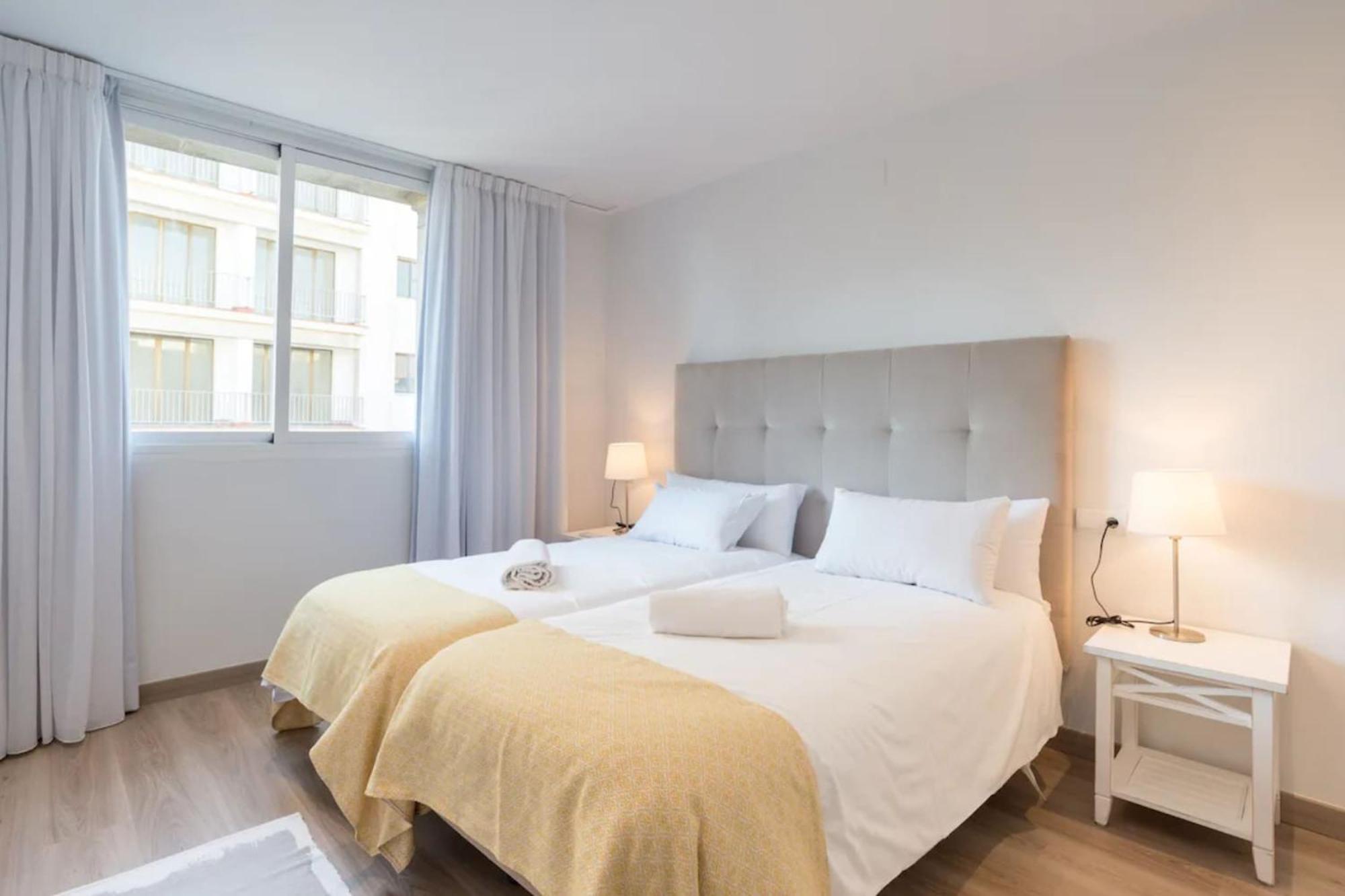 Sharingco Atarazanas Premium Apartment Malaga Luaran gambar