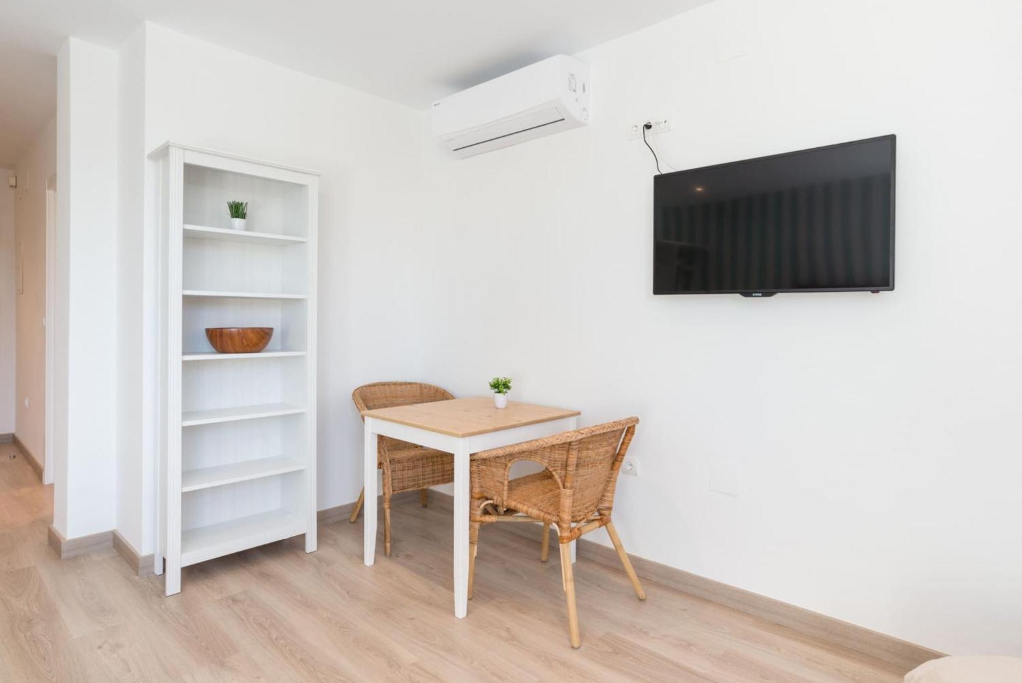 Sharingco Atarazanas Premium Apartment Malaga Luaran gambar